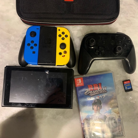 Nintendo switch - Picture 1 of 7